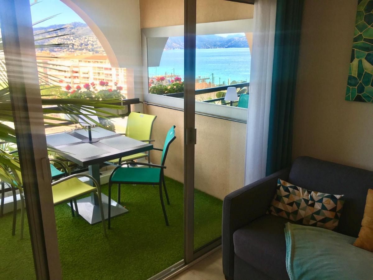 Myhome Riviera - Sea View Apartamento