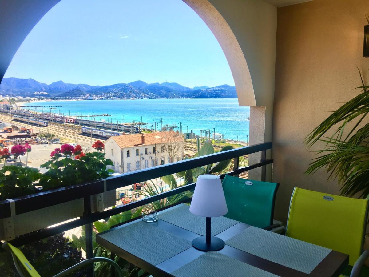 Myhome Riviera - Sea View Apartamento